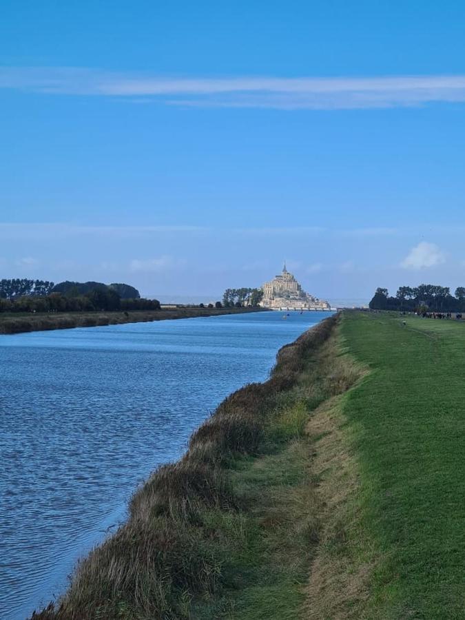 Le Petit Gite Du Mont Beauvoir  Esterno foto